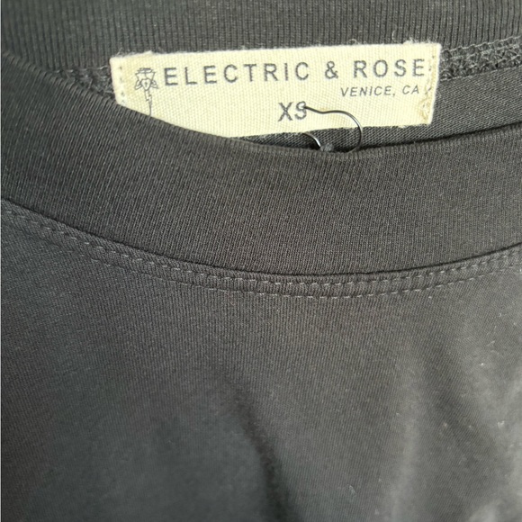 Electric & Rose Classic Black Tee - Picture 3 of 5